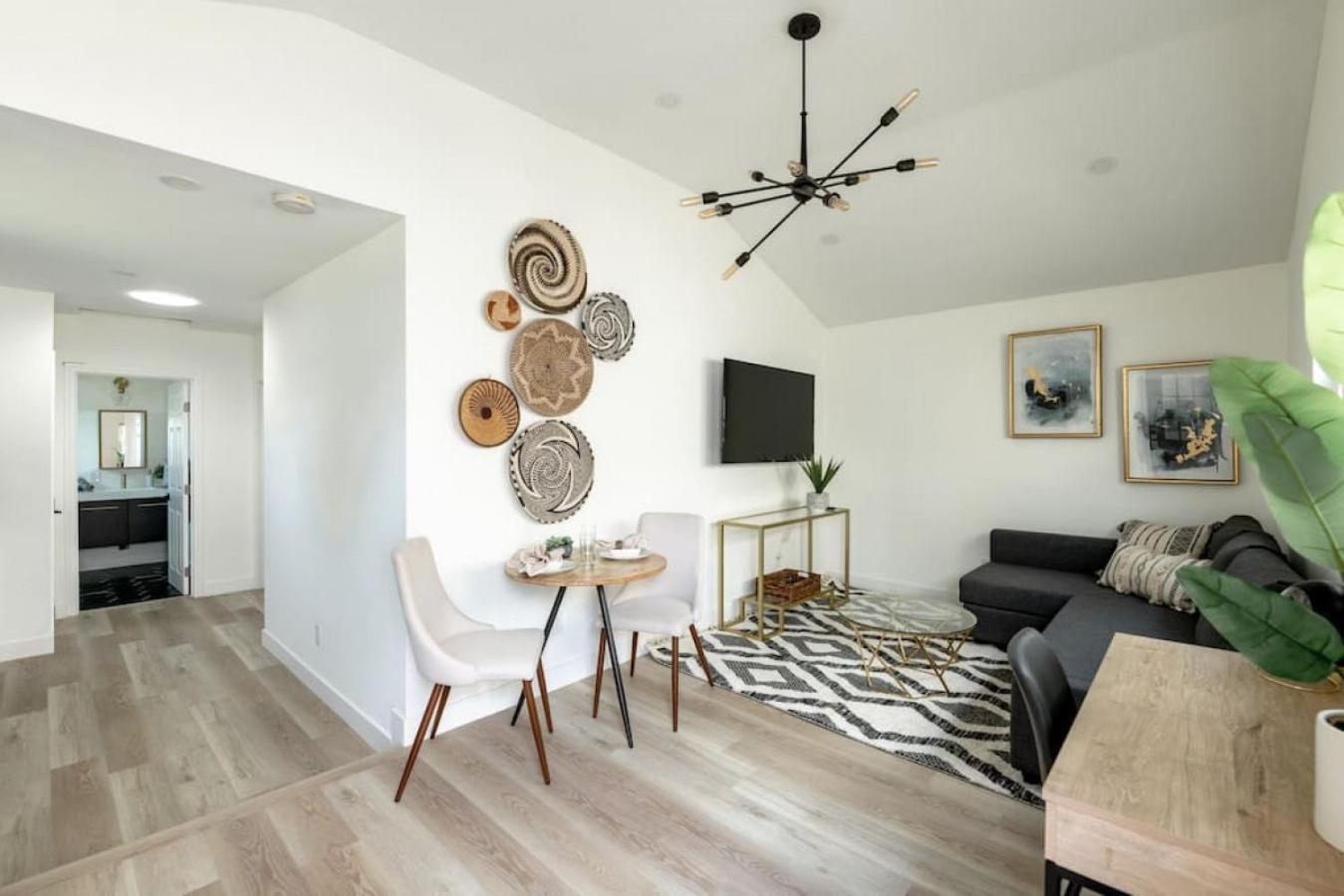 Chic 2Bed And Large Serene Backyard In Heart Of Sd سان دييغو المظهر الخارجي الصورة